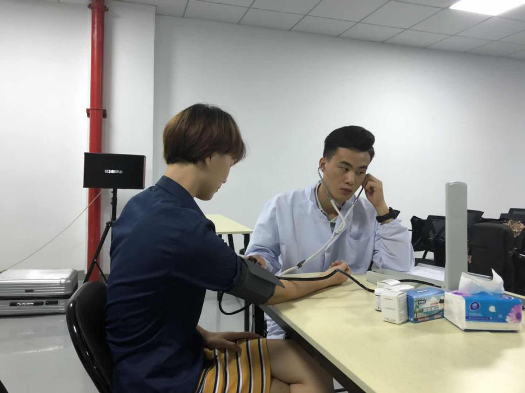 �h(hu��n)�y��